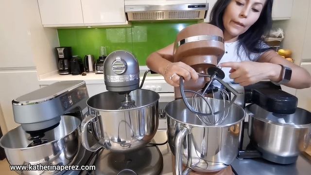 QUE BATIDORA COMPRAR PARA HACER PASTELES? KITCHENAID? BOSH? MARCAS CHINAS? - COMPARACION??➡️ смотреть онлайн