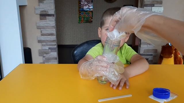 Опыт с водой Интересный детский эксперимент Жидкость ХАМЕЛЕОН смотреть онлайн