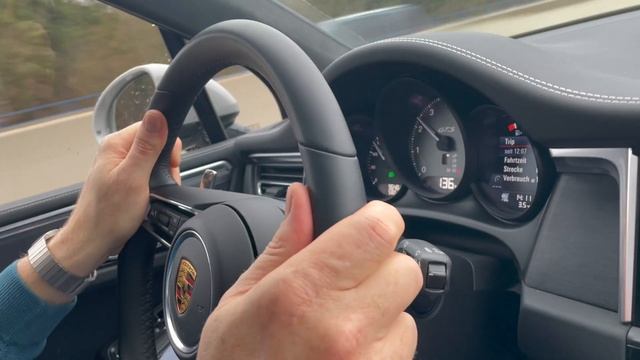 Lenkrad / Lenkradverstellung Im Porsche Macan 2022