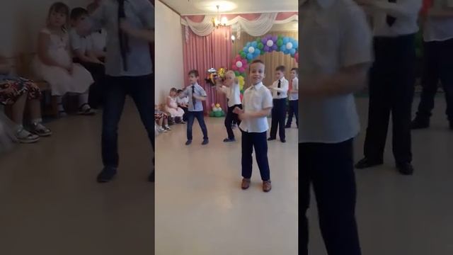 Танец джентельменов смотреть онлайн