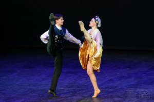 "Фарандола", Ансамбль "Ритмы детства". "Farandola", Ensemble "Rhythms of Childhood".