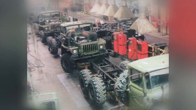 Сборка Урал 4320 на заводе в 1993 году, для ликвидации последствий урагана «Катрина» смотреть онлайн