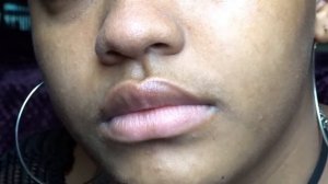 HOW TO PUT IN AND REMOVE A NOSE PIERCING (NOSE SCREW)