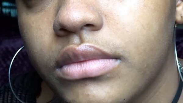 HOW TO PUT IN AND REMOVE A NOSE PIERCING (NOSE SCREW)