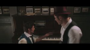 Величайший шоумен. Разговор в баре