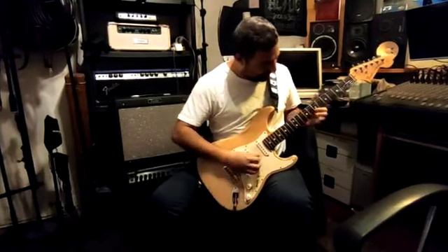 Jammin' on a cool Fender Blues Junior - Lenny by Stevie Ray Vaughan смотреть онлайн