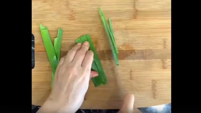 Готовим Вкусно! Брускетты с сельдью и свекольным муссом