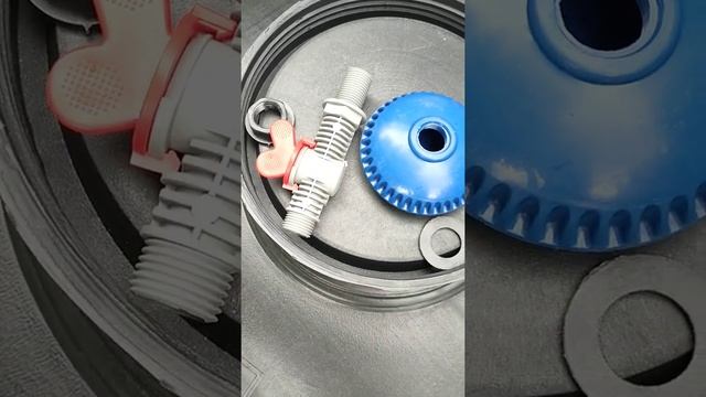Распаковка емкости для душа Пласт Бак 100 л ПБ с лейкой Черная из Rozetka смотреть онлайн