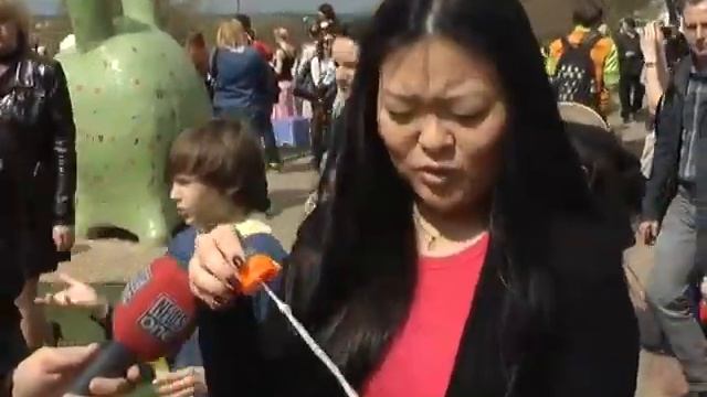 Парад мыльных пузырей в Киеве. Автор: Евгений Агарков смотреть онлайн