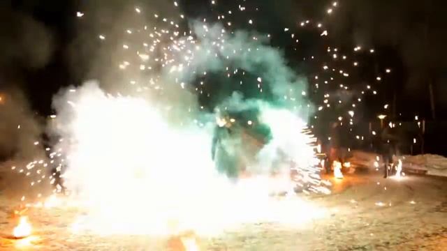 Новый год в стиле Мулен руж, Ведущий на праздник Попов Дмитрий смотреть онлайн