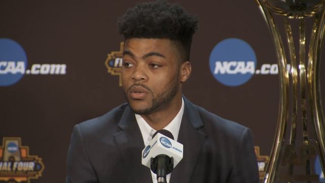 Mason accepts AP Player of the Year award // Kansas Basketball // 3.30.17 смотреть онлайн