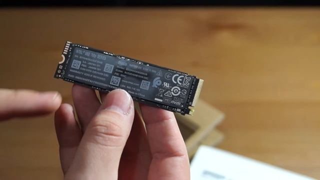 Обзор на SSD диск INTEL M.2 2280 760p Series 256GB PCI-E x4 TLC смотреть онлайн