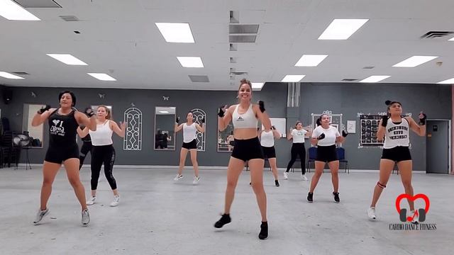 CARDIO DANCE / CLASE COMPLETA PARA BAJAR DE PESO Y TONIFICAR смотреть онлайн