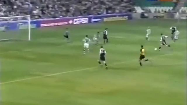 Guti vs Real Betis (15/09/2001) 01/02 смотреть онлайн