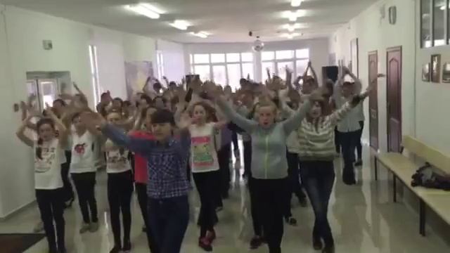 Проводим танцы в доме культуры смотреть онлайн