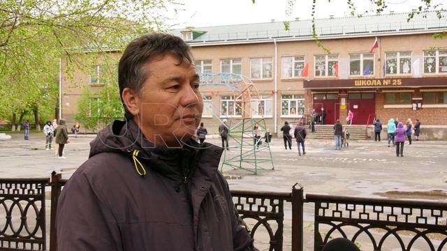В Орске на 6 летнюю девочку напала стая собак 2 смотреть онлайн