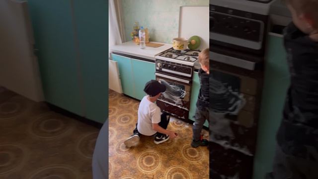 Милфана тайм😄 Shorts 🩳 смотреть онлайн