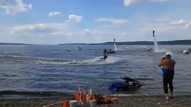 Водное шоу. г.Оса смотреть онлайн