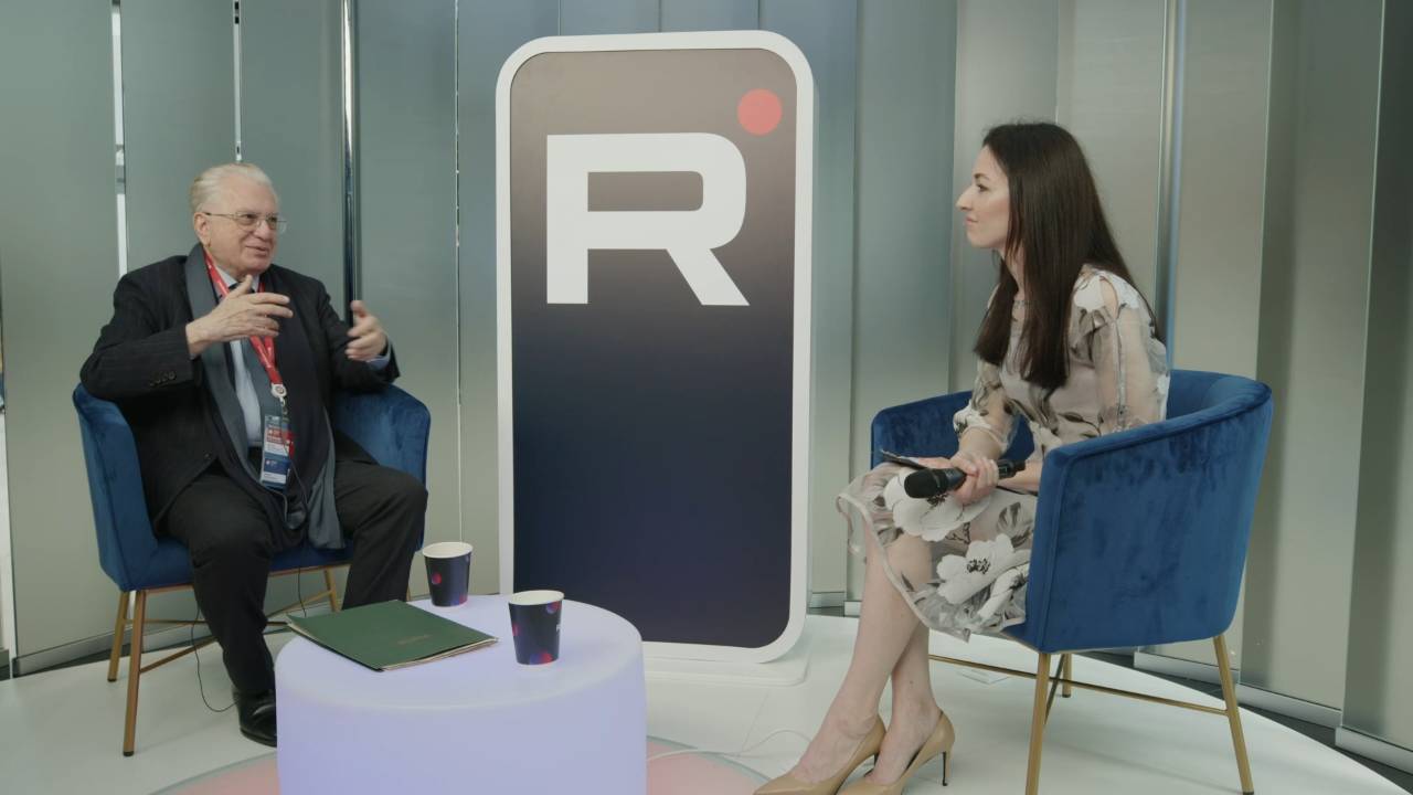 Михаил Борисович Пиотровский об отмене культуры, образе Петра I и бренде Эрмитажа смотреть онлайн