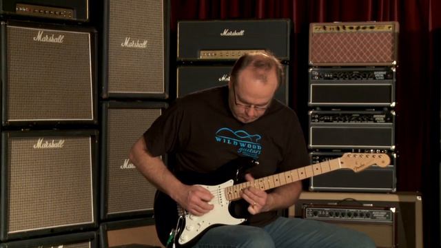Fender Custom Shop Dealer Select Wildwood "10" 1957 Stratocaster NOS • SN: R57779 смотреть онлайн