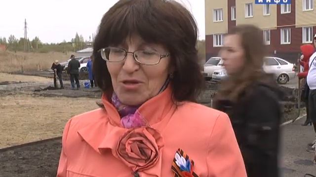 Всероссийская акция "Сирень Победы" в Шадринске (2015-05-09) смотреть онлайн