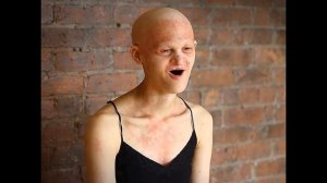 Мелани Гайдос - самая провокационная модель в мире