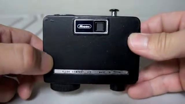 RICOH AUTO HALF E ／ リコー オートハーフ E グラフィック柄 смотреть онлайн