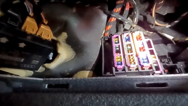 2011 AUDI Q5 CIGARETTE LIGHTER FUSE LOCATION смотреть онлайн