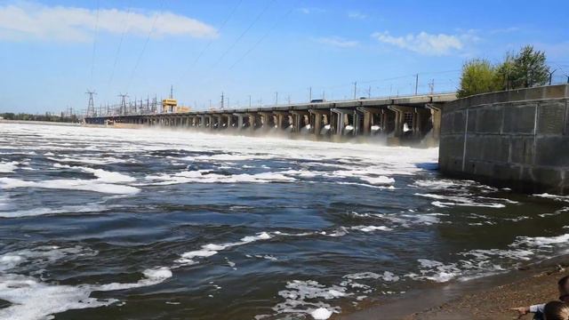 Сбросы Волжская ГЭС смотреть онлайн