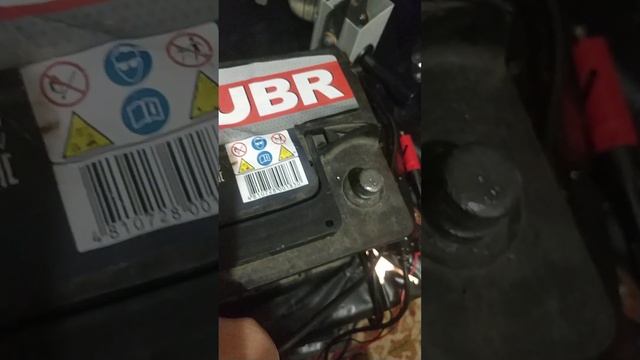 Замена электролита в старом не обслуживаемом аккумуляторе. смотреть онлайн