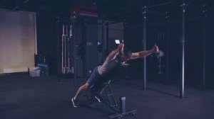 Y разгибания плеч на наклонной скамье