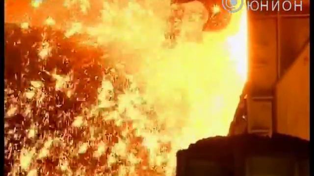 Раскаленная сталь разлилась на ММК Ильича смотреть онлайн