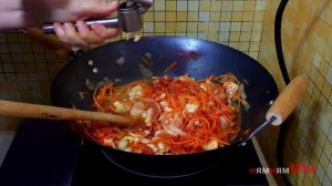 Лапша с курицей по китайски