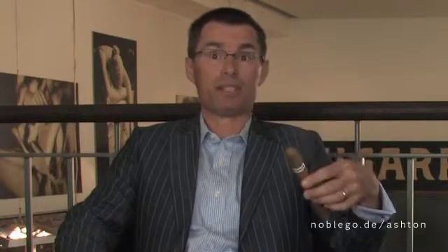 Ludovic Faxel präsentiert Ashton Zigarren für Noblego.de смотреть онлайн