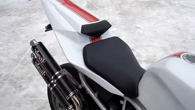 YAMAHA TRX 850 STREETFIGHTER