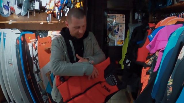 В чем катать на SUP? Гидрокостюм и экипировка на SUP ультрамарафон смотреть онлайн