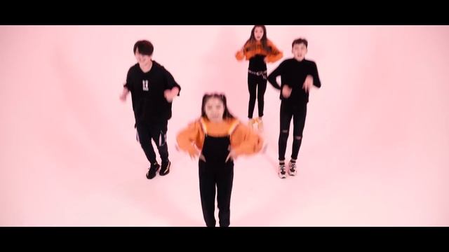 YOUNGSTERS - Rombo (Dance Practice) [Янгестерс танцют] смотреть онлайн