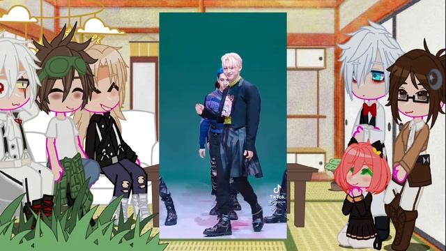 different fandoms react to each other|| Anya, Mori, Felix ||RUS/ENG|| смотреть онлайн