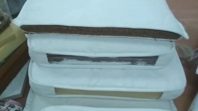 Тонкий матрас на кровать. Тонкие ортопедические матрасы на кровать. смотреть онлайн