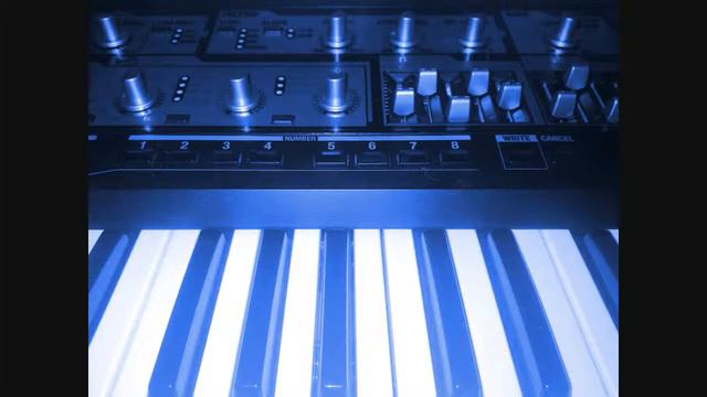 Roland SH-201 - Eletric Piano смотреть онлайн