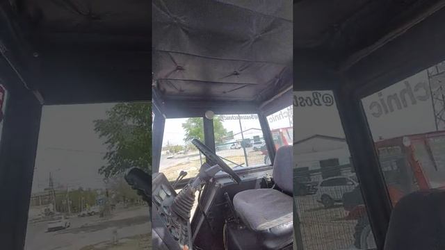 Экспресс обзор на трактор МТЗ 82 с польской кабиной в превосходном состоянии.