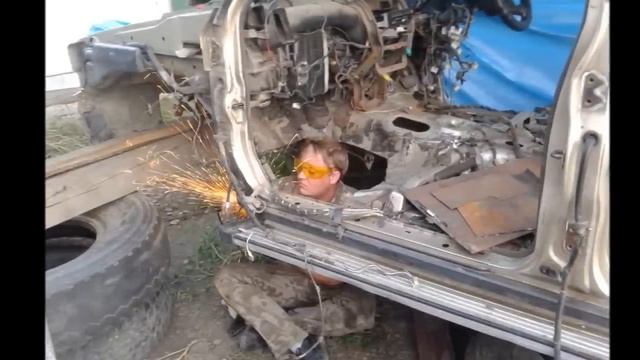 Nissan Terrano TARANTUL смотреть онлайн