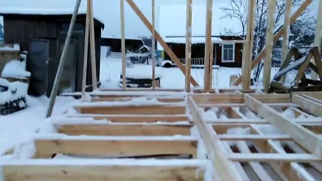 Первая стена дачи смотреть онлайн