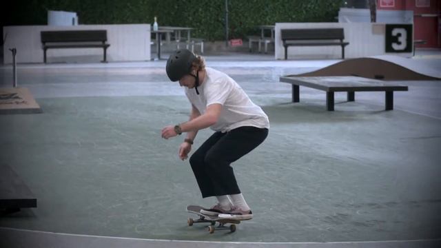 STAFF BATTLE - Rosalie vs Zack Pion смотреть онлайн