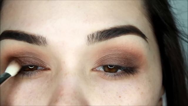 Bronze eyes with Arab liner makeup смотреть онлайн