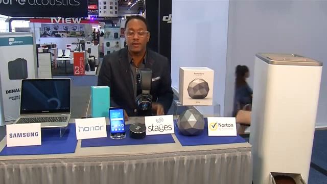 Tech Expert Mario Armstrong's Top 6 Must Haves From CES 2017! смотреть онлайн
