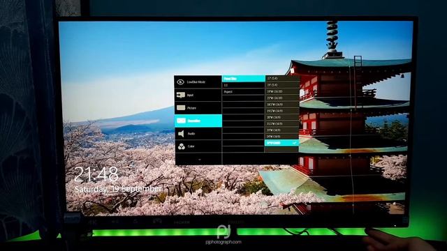 Monitor 27inch 4K termurah, berasa pake retina display Apple! | Philips 278E1A смотреть онлайн