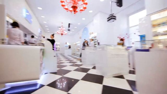 Mannequin Challenge в аптеке «Самсон-Фарма» на Новинском бульваре смотреть онлайн