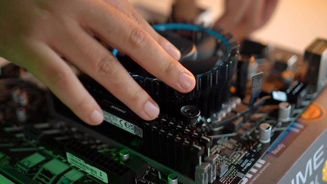 Rakit Mini PC Murah Dan Desain Minimalis - Cube Gaming Axel White (Mesh)