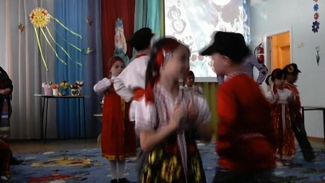 Утренник ко Дню 8 Марта в Приморском детском саду «Сказка» смотреть онлайн